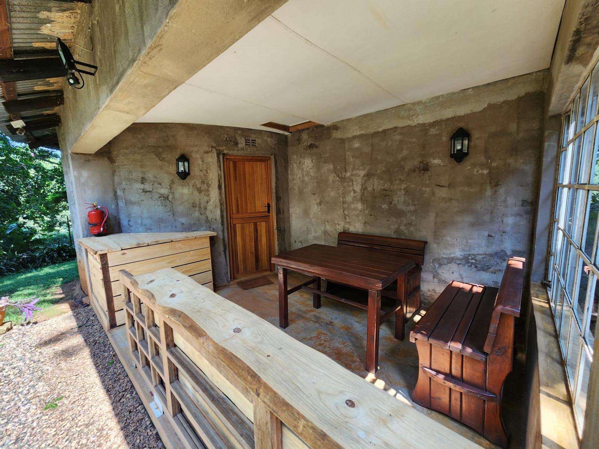 Softwaters Guesthouse Cottages Луис Трикард Екстериор снимка