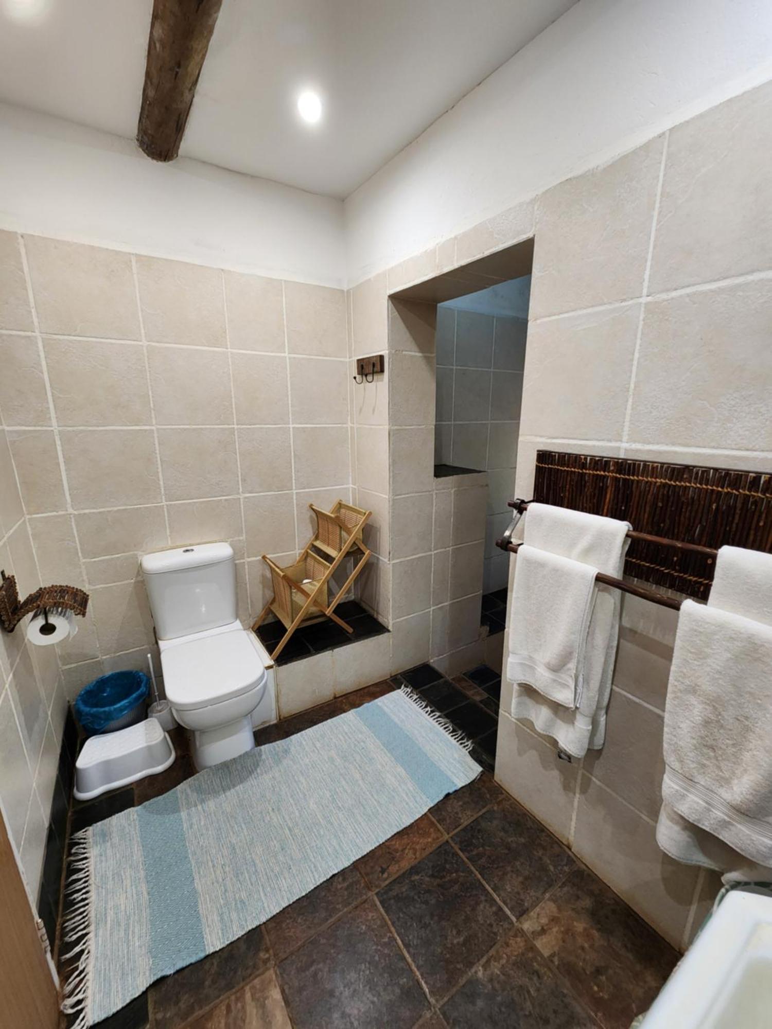 Softwaters Guesthouse Cottages Луис Трикард Екстериор снимка